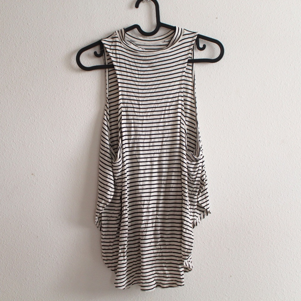 Mockneck Blouse